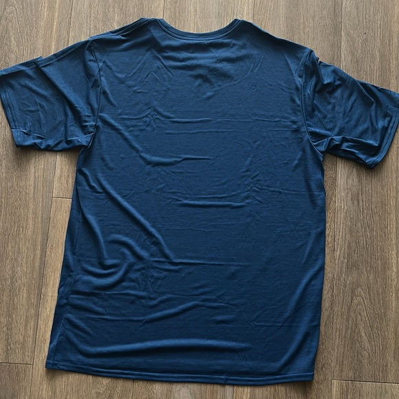 NWT Patagonia Men’s Capilene® Cool Daily Shirt - Picture 5 of 5